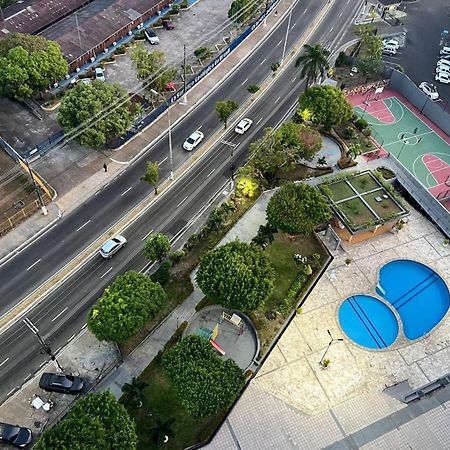 Apartamento Em マナウス エクステリア 写真